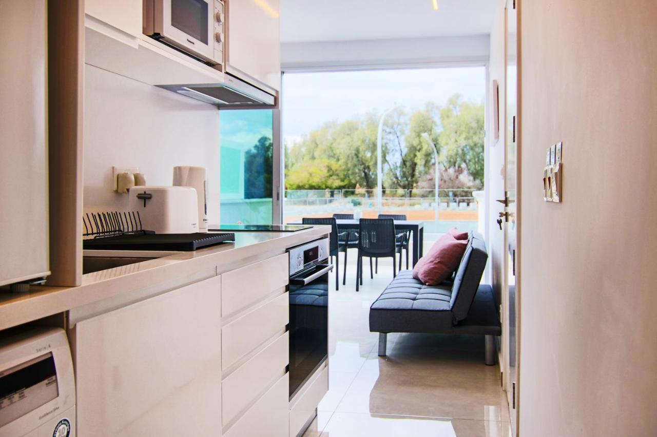 Apartament Phaedrus Living - Seaside Luxury Flat Harbour 105 Paphos