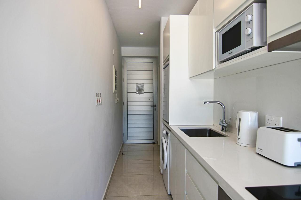 Apartament Phaedrus Living - Seaside Luxury Flat Harbour 105 Paphos